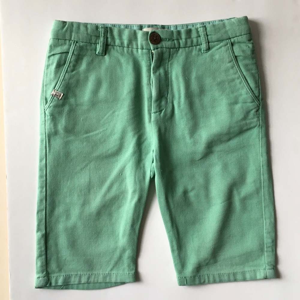 ZARA Boys Shorts in Dusty/Muted Green size 7. Gently used condition.